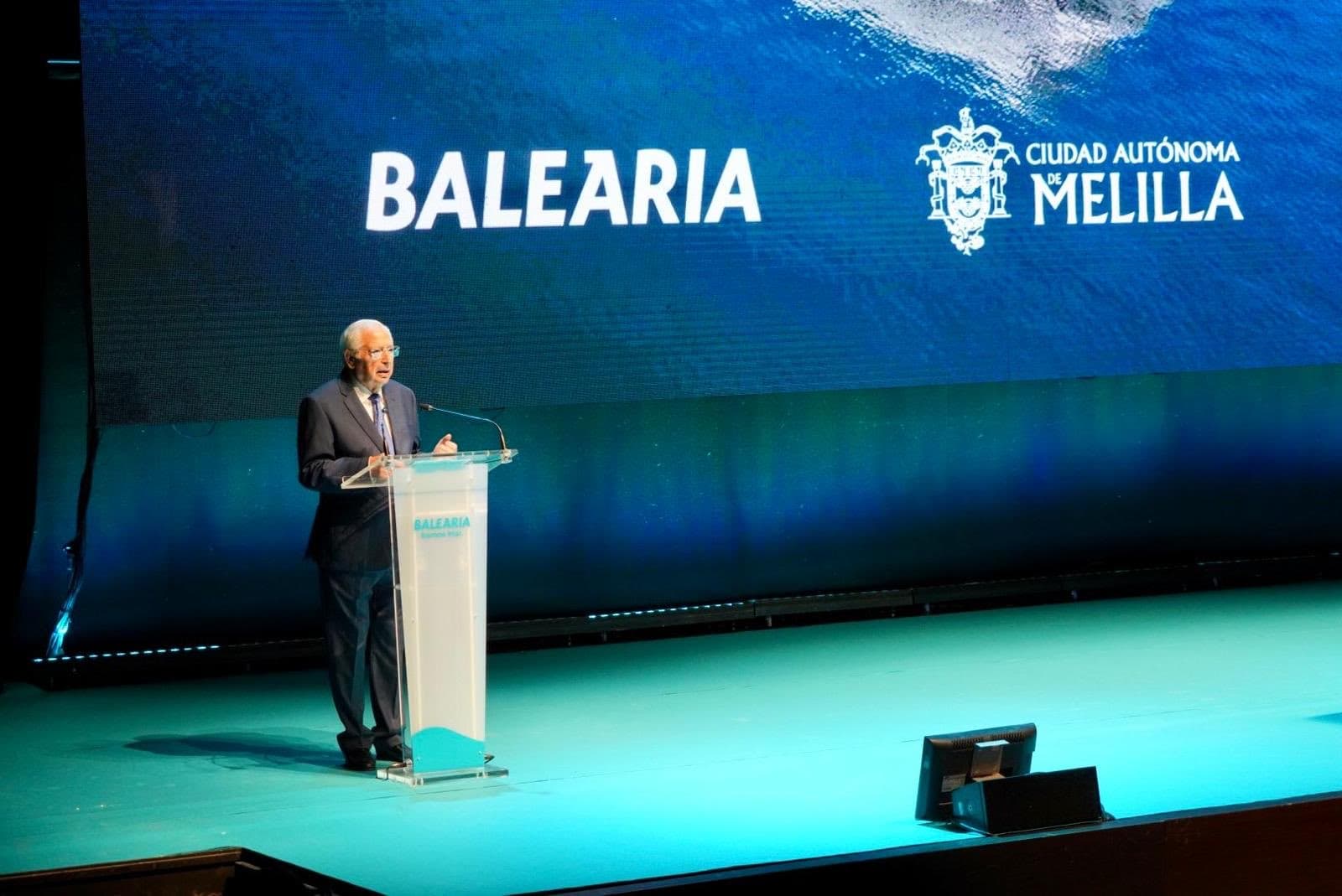 Baleària estudia un servicio diario extra con Almería